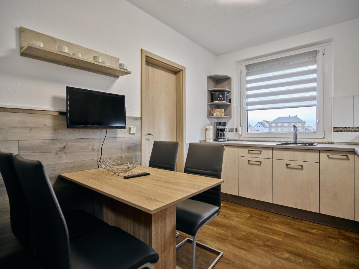 Gaeste- Und Ferienwohnung In Der Sportstadt Riesa Exterior foto